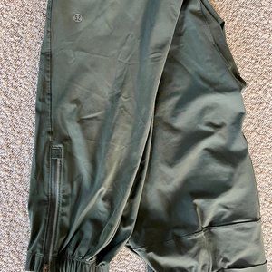 Men’s Lululemon Surge Joggers - Green - Size Small